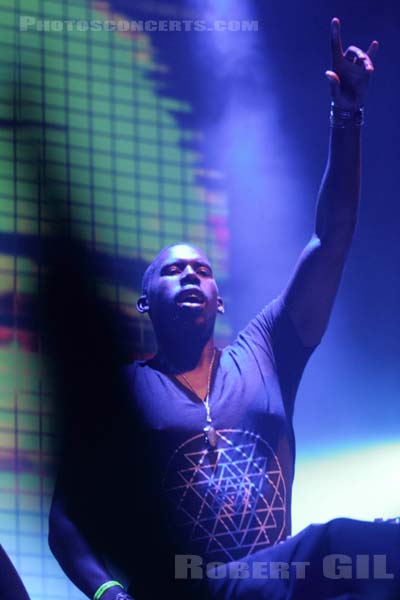 FLYING LOTUS - 2012-05-25 - PARIS - Espace Charlie Parker - Grande Halle - 